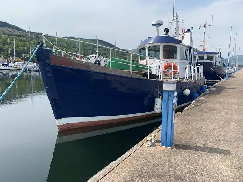 Kapal pandu untuk dijual