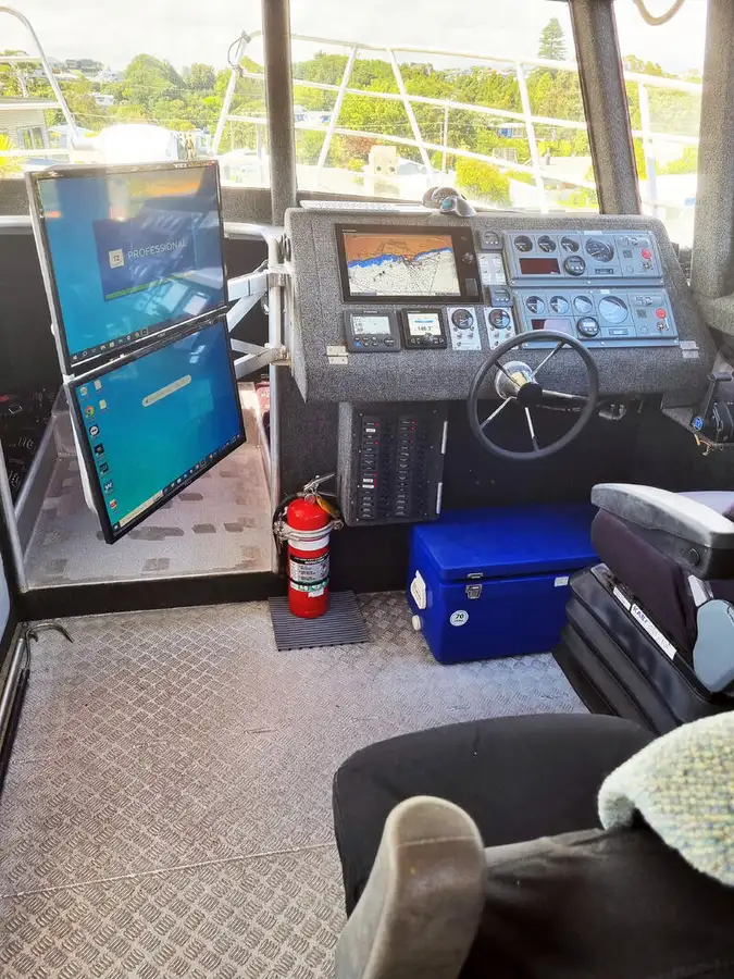 Kapal pesiar untuk dijual