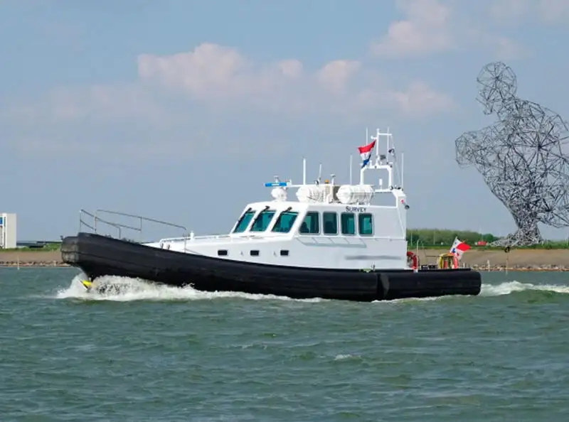 Kapal survei untuk dijual