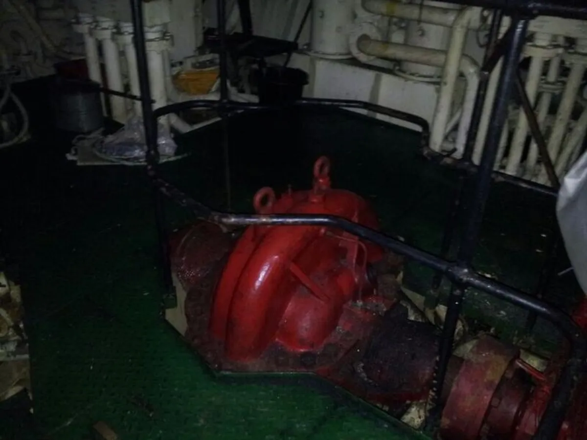 Kapal tunda untuk dijual