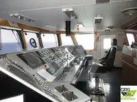 Kapal pasokan dijual