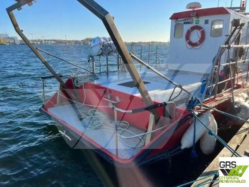 Kapal survei untuk dijual
