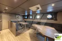 Kapal penelitian untuk dijual