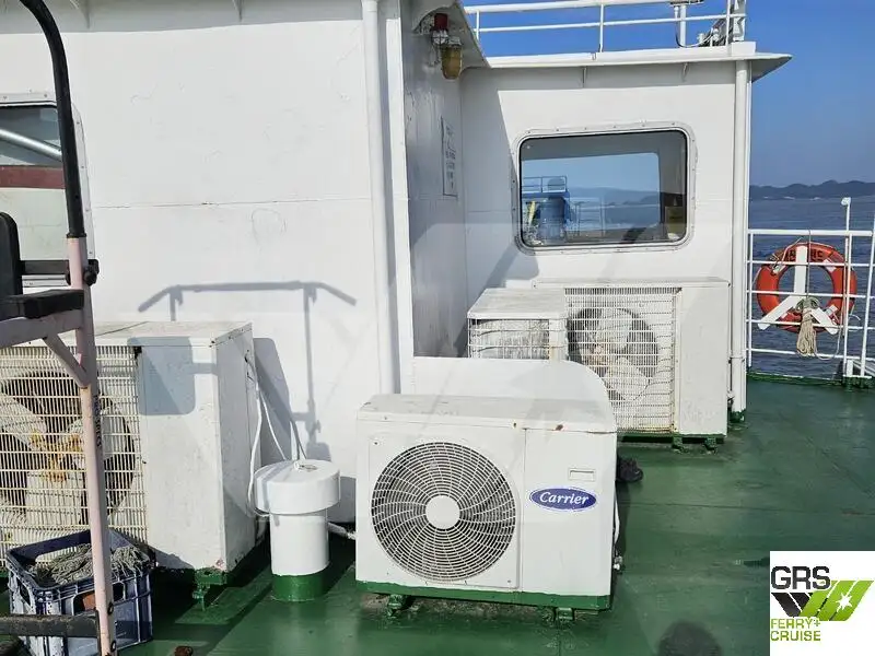Kapal pendarat, tank untuk dijual