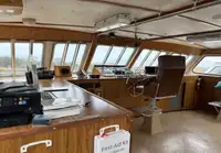 Kapal kru untuk dijual