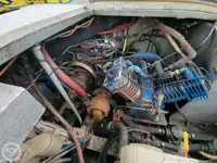 Sekoci penyelamat untuk dijual