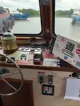 Kapal kru untuk dijual