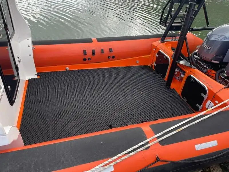 Perahu karet kaku untuk dijual