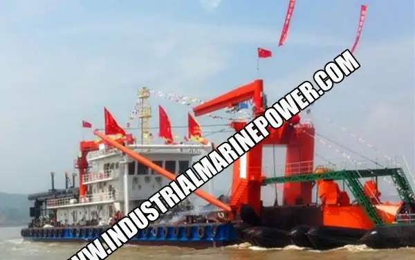 Kapal keruk untuk dijual