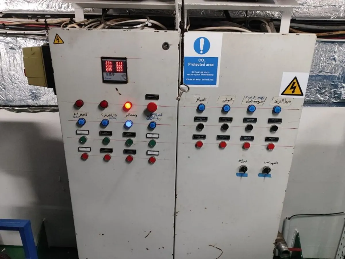 Kapal kontainer untuk dijual