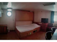 Kapal penelitian untuk dijual