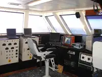 Kapal penelitian untuk dijual