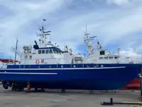 Kapal patroli untuk dijual