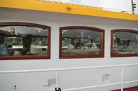 Kapal pesiar untuk dijual