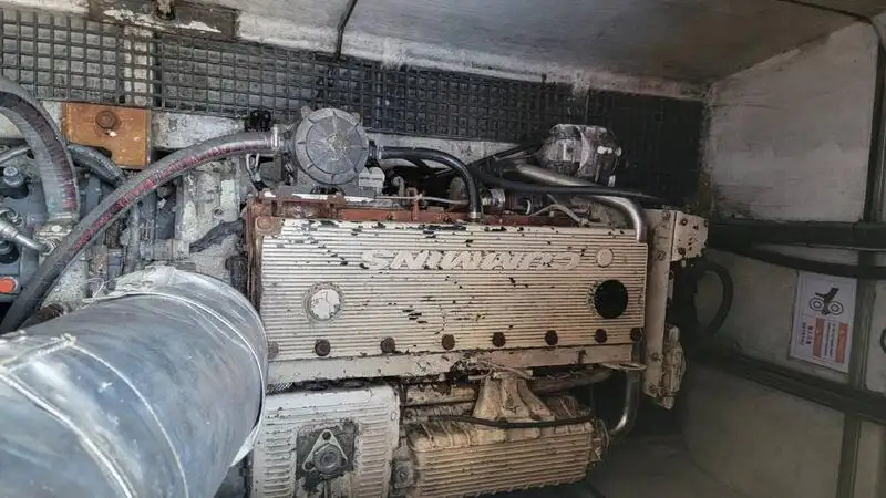 Kapal kontainer untuk dijual