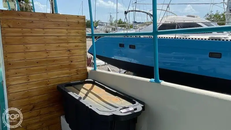 Kapal pesiar untuk dijual