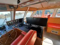 Kapal kru untuk dijual