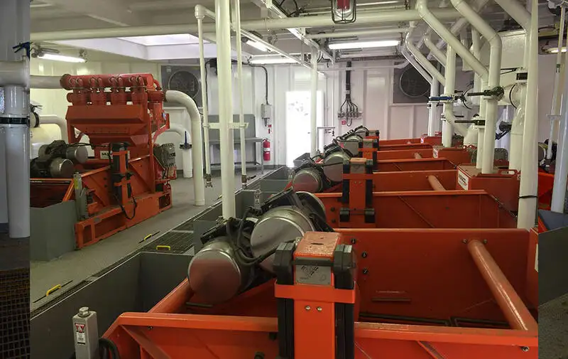 Kapal pengangkut LNG untuk dijual