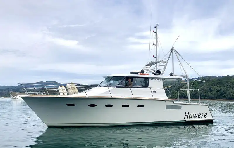 Kapal penelitian untuk dijual