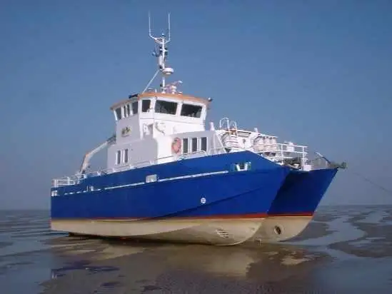 Kapal survei untuk dijual