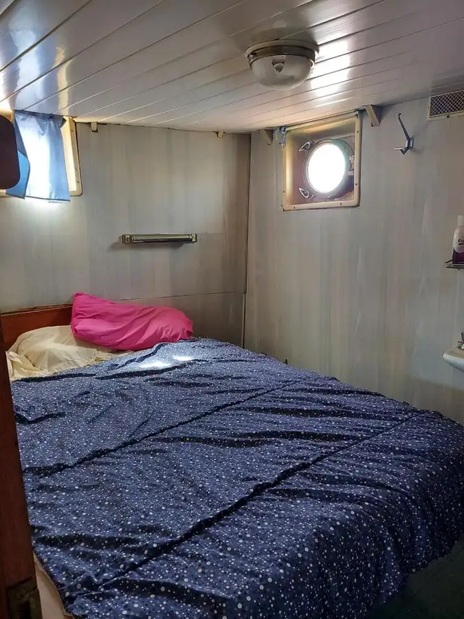 Kapal tunda untuk dijual