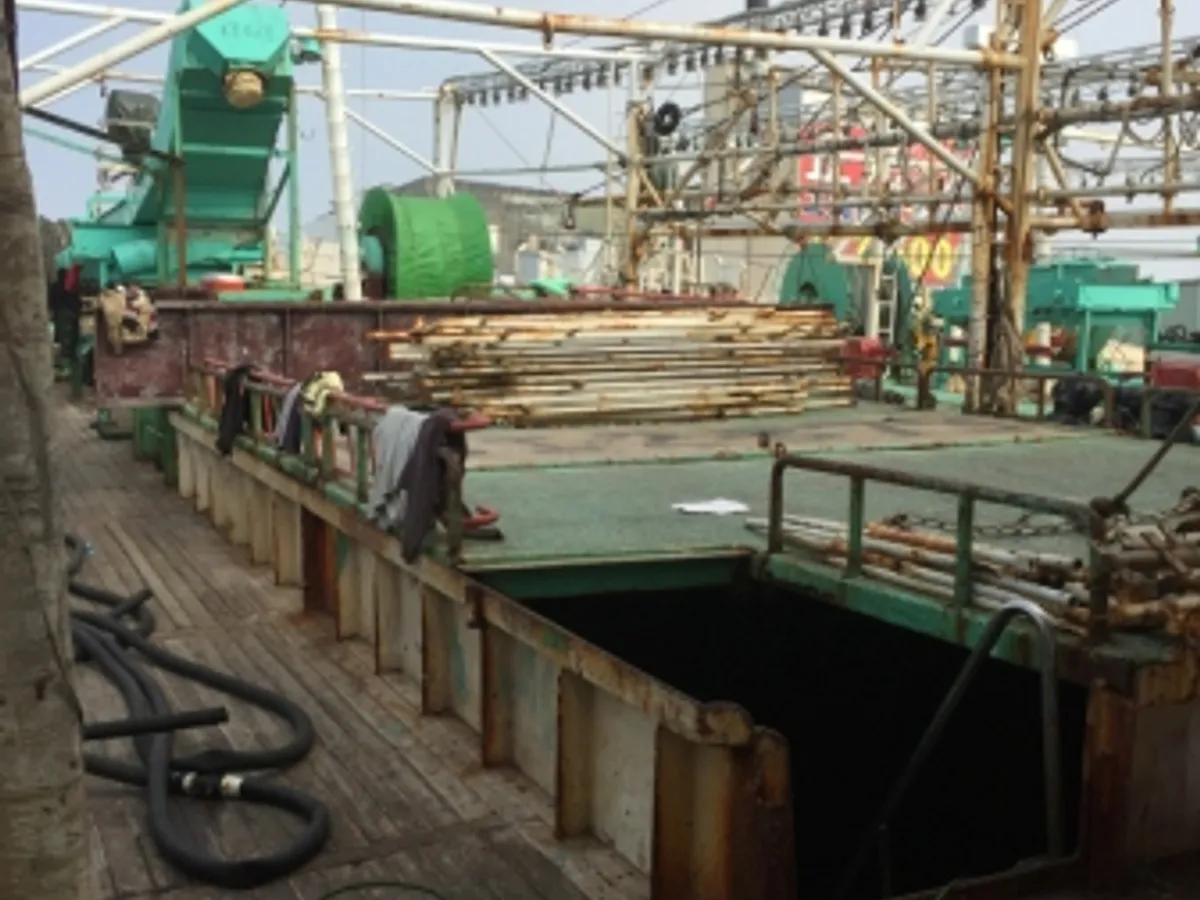 Kapal penangkap cumi-cumi untuk dijual