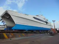 Kapal feri untuk dijual