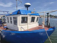 Kapal penangkap ikan untuk dijual