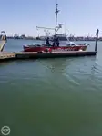 Kapal patroli untuk dijual