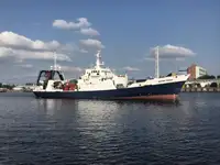 Kapal penelitian untuk dijual