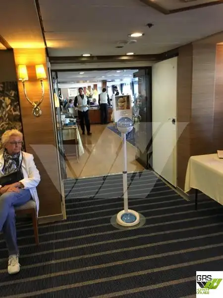 Kapal pesiar untuk dijual