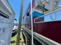 Ponton untuk dijual
