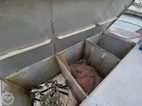 Sekoci penyelamat untuk dijual