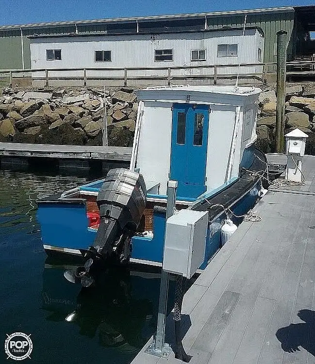 Kapal feri untuk dijual