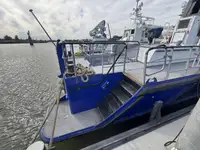 Kapal patroli untuk dijual