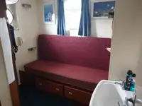 Kapal pesiar untuk dijual