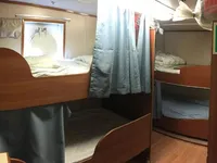 Kapal penelitian untuk dijual