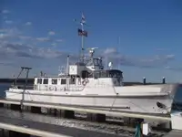 Kapal patroli dijual