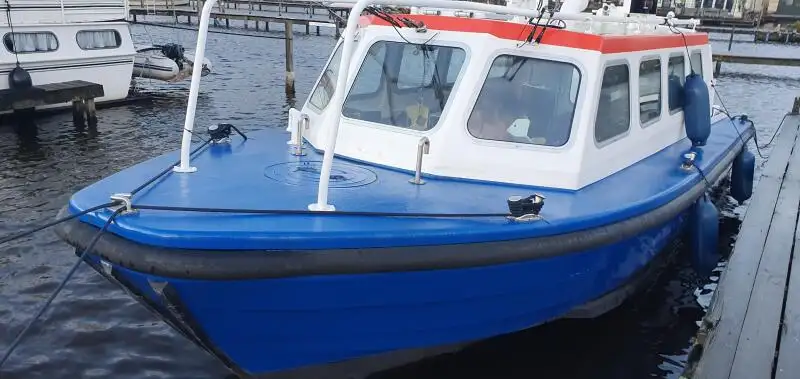 Kapal patroli untuk dijual