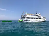 Kapal feri dijual