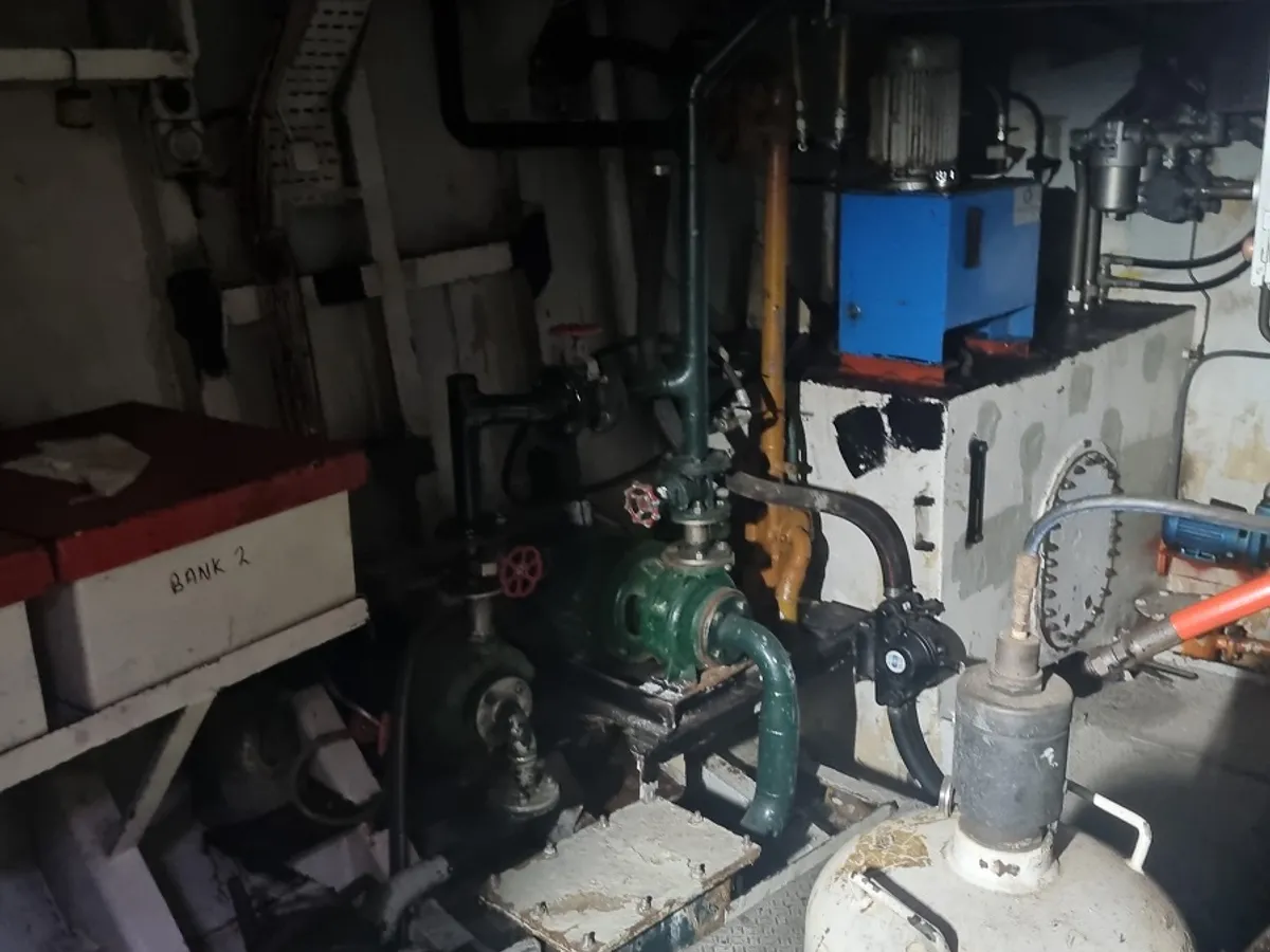Kapal pukat untuk dijual