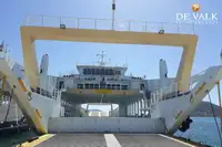 Kapal feri untuk dijual