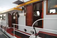 Kapal pesiar untuk dijual