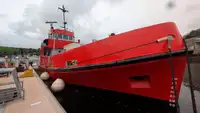 Kapal survei untuk dijual