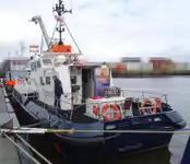 Kapal kru untuk dijual