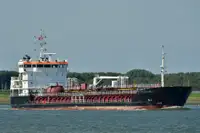 Oil/Chemical tanker dijual