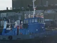 Kapal penarik dijual