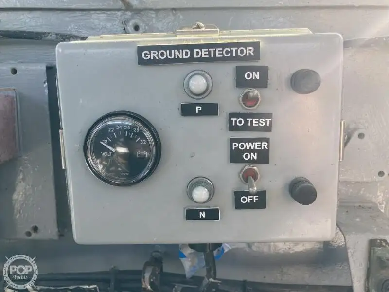 Kapal pendarat, tank untuk dijual