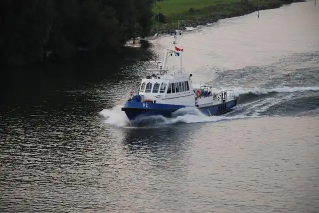 Kapal patroli untuk dijual
