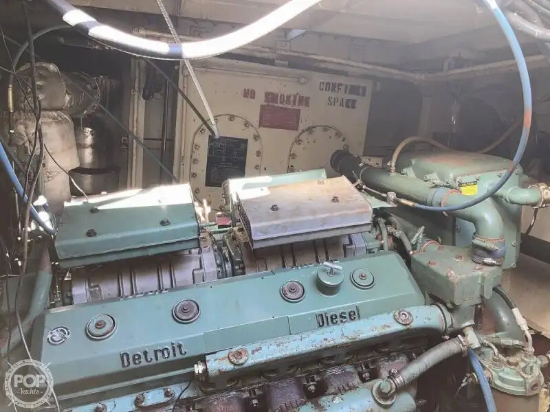 Kapal pendarat, tank untuk dijual